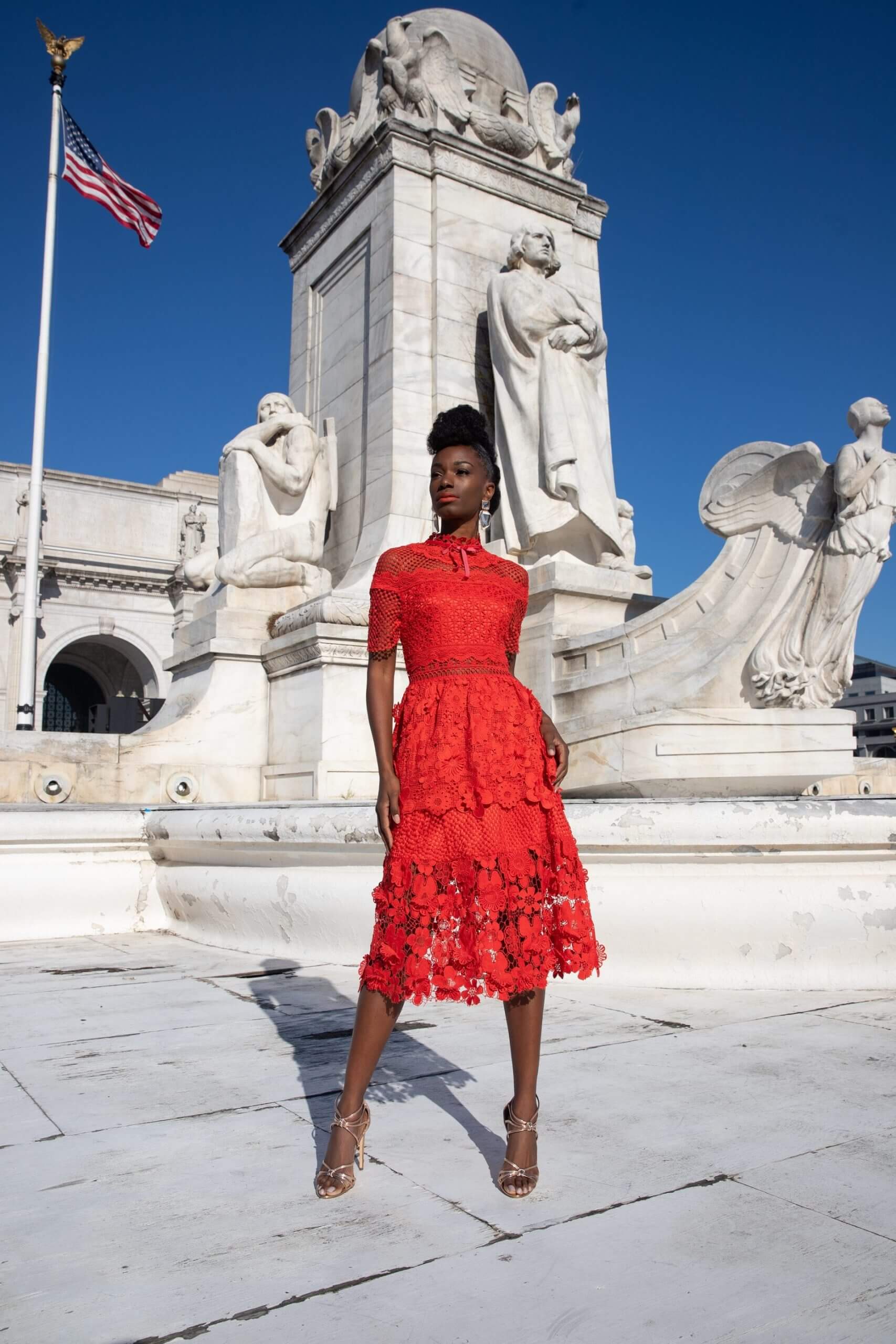 Robe Zaftique Rouge Grenat Dentelle Florale - Taille Plus 5Z/32/5X - Neuf Sans étiquettes